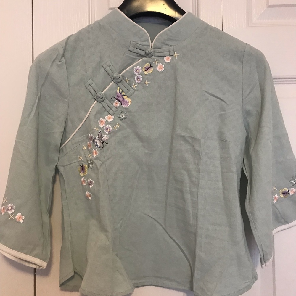 Chinese frog button blouse - Picture 4 of 5